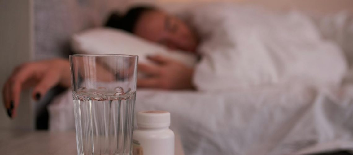 Médicaments qui perturbent l'humeur et le sommeil : comment limiter leurs effets ?